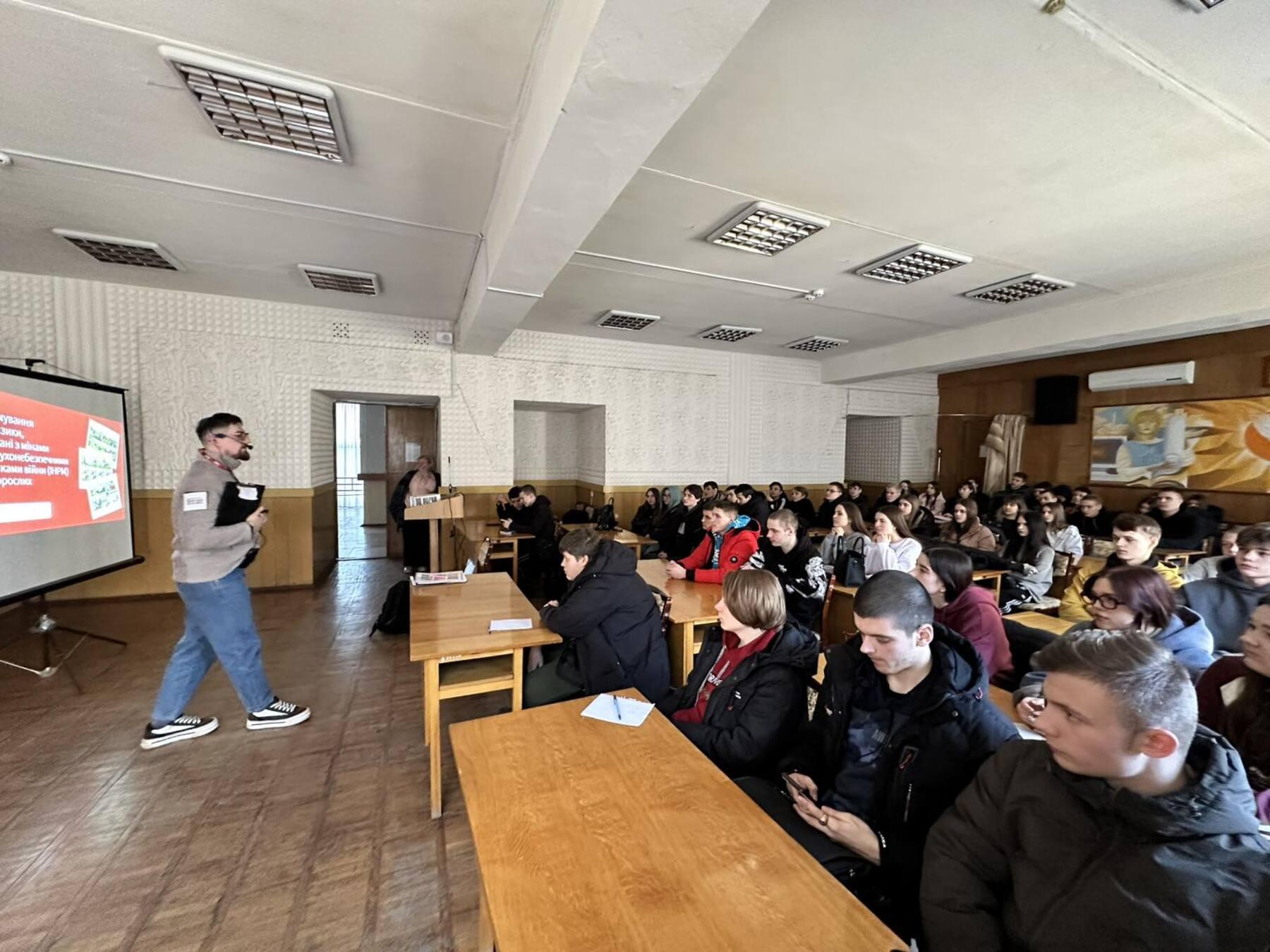 Новини