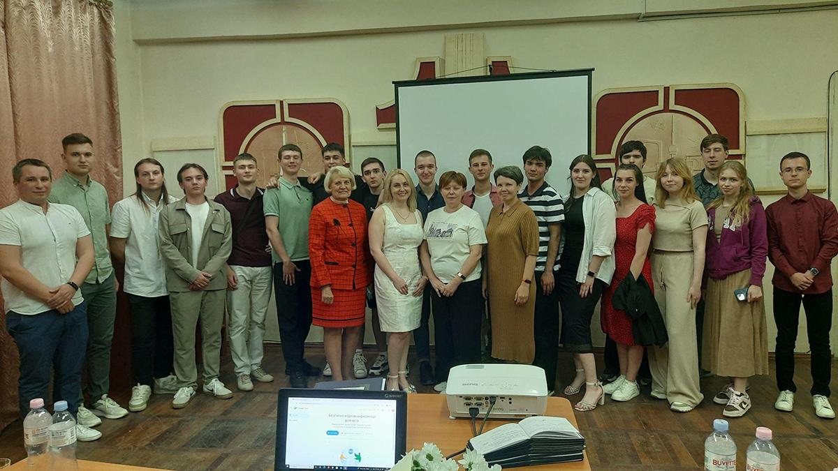 Новини